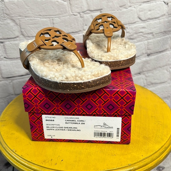 Tory Burch Miller Cloud Shearling Nappa Leather caramel corn buttermilk thong 6 - Picture 1 of 8